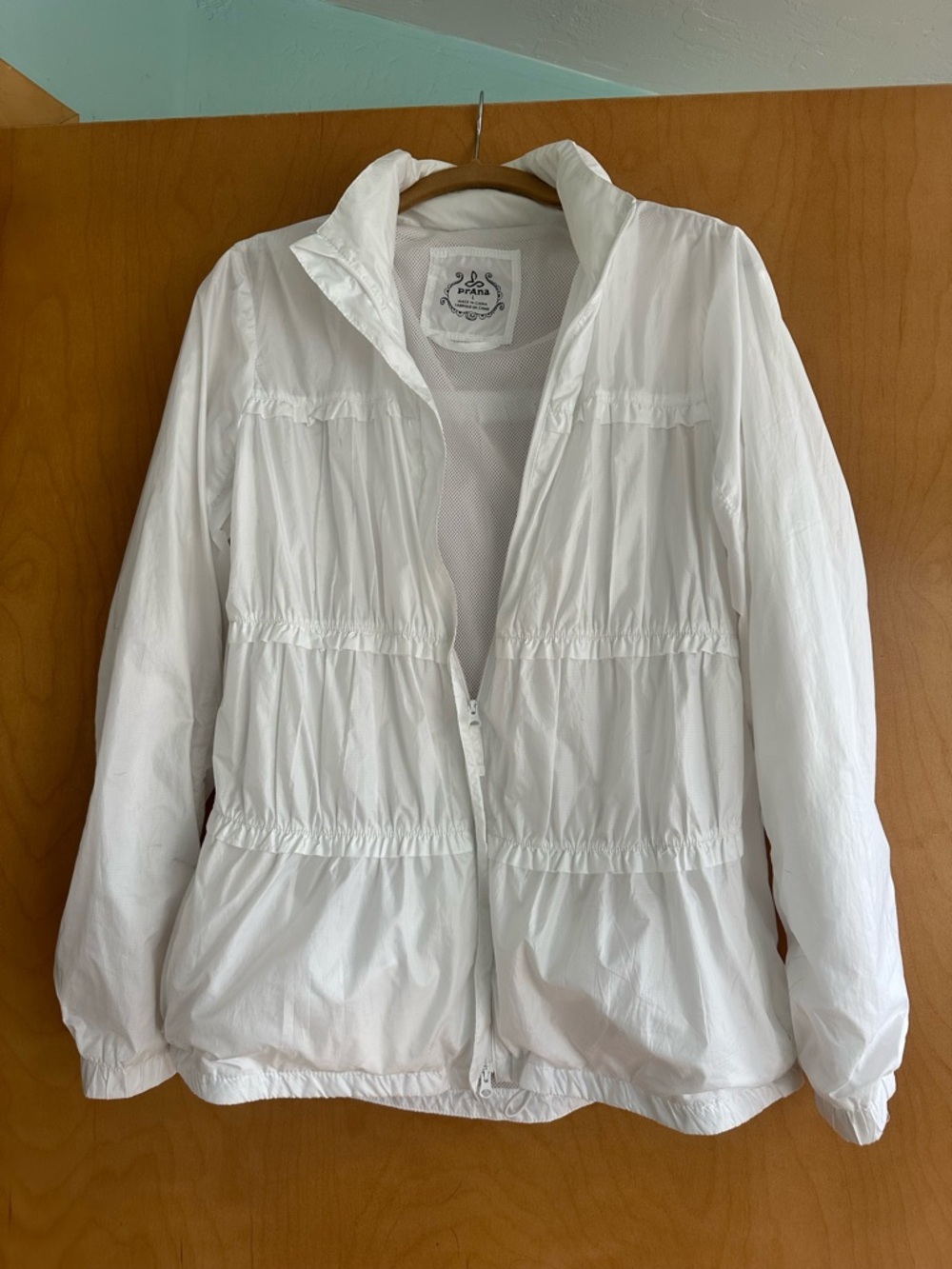 Prana White Lightweight Packable Windbreaker Jacket